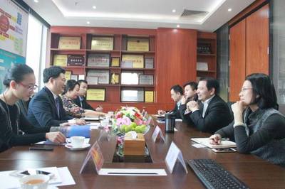 广东财经大学王先庆教授团队莅临广贸天下开展经贸咨询专题调研